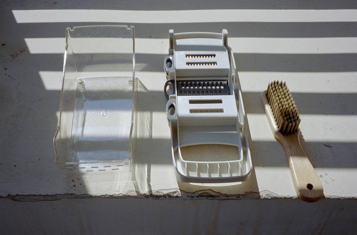 Why Your Sustainable Home Needs a Reusable Mop Pad (And Why “Non” Isn’t Just a Typo)