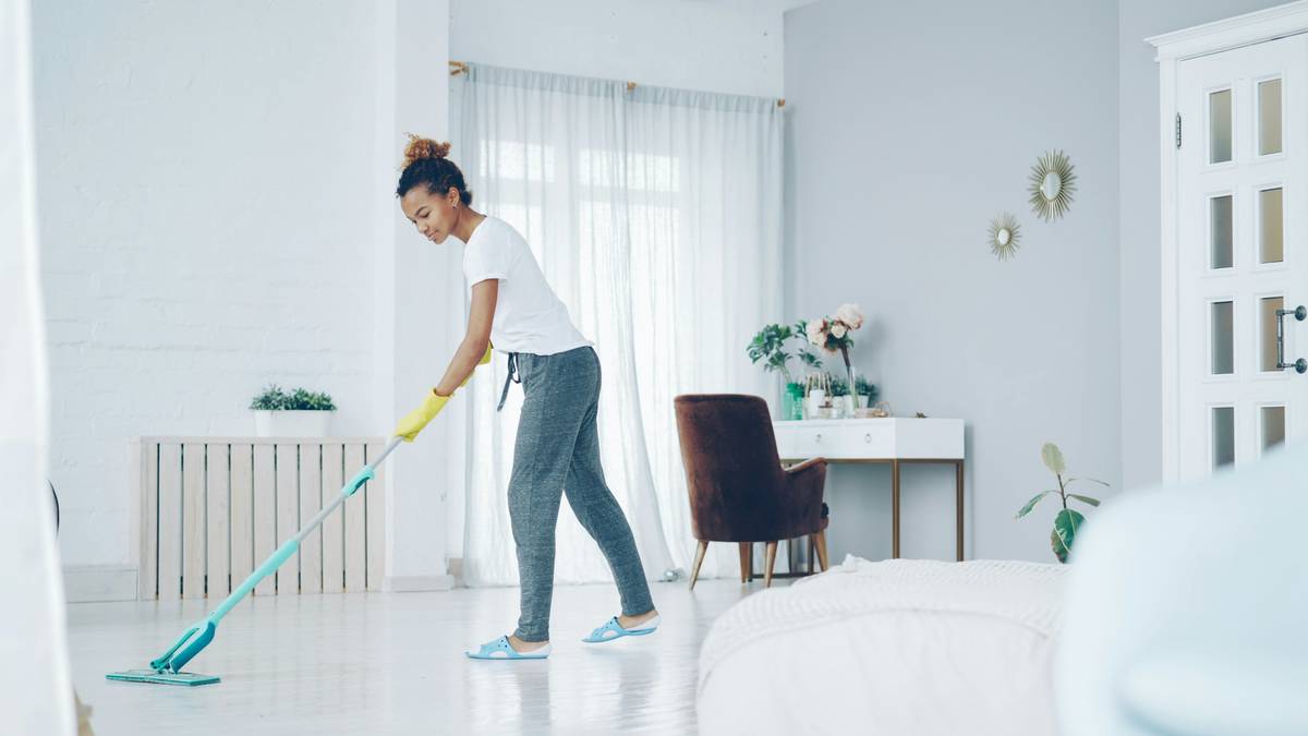 Side-by-side comparison showing dirty disposable mop pad versus clean reusable replacement pads for floor mops